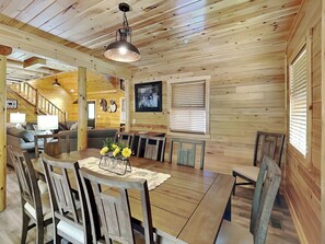 Casa (5 Bedrooms) | Servicio de la propiedad