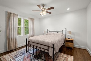 3 bedrooms, WiFi, bed sheets