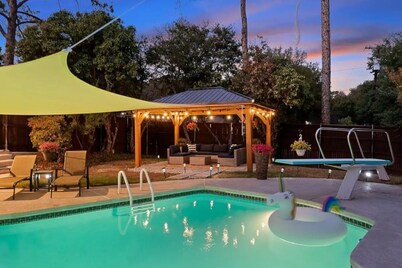 Luxury 5BR Villa w/Private Pool