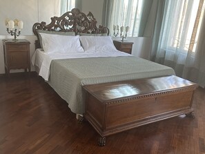 2 chambres, fer et planche à repasser, accès au Wi-Fi (inclus)