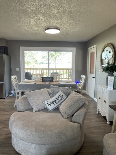 The Queen Bee Farm Stay/Hot tub 