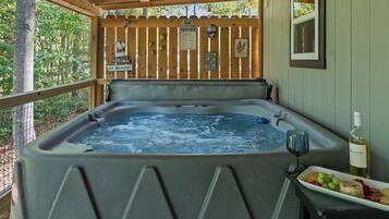 Bain à remous extérieur
