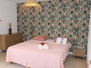 1 Schlafzimmer, Bügeleisen/Bügelbrett, kostenloses WLAN, Bettwäsche