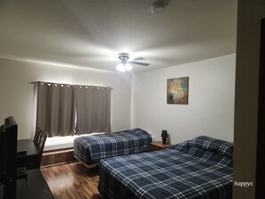 Familiekamer | 1 slaapkamer, een strijkplank/strijkijzer, gratis wifi, beddengoed