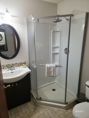 Badkar, handdukar och tvål