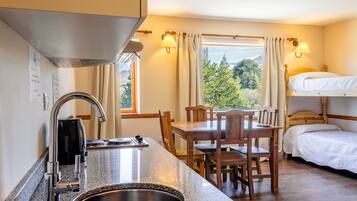 Basic Apartment | Bed sheets