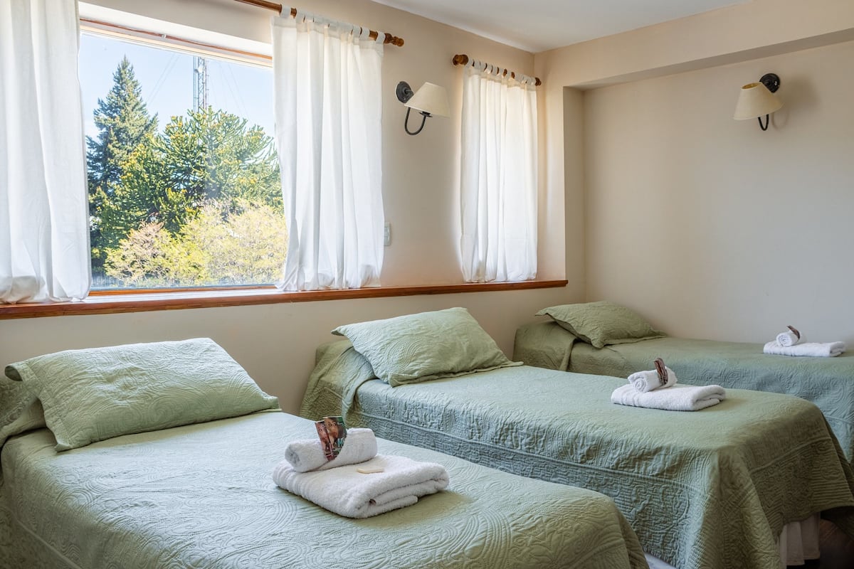 1 habitación y ropa de cama