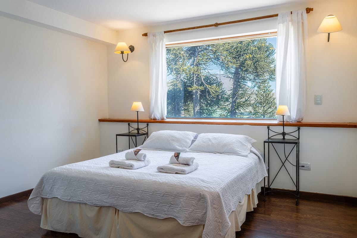1 habitación y ropa de cama