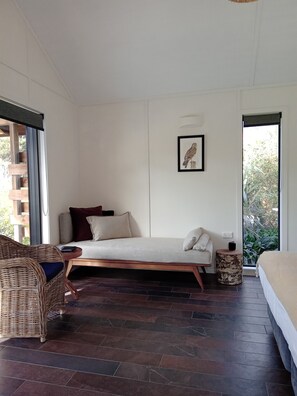 Deluxe Studio, Balcony, Garden View | Blackout curtains, soundproofing, free WiFi, wheelchair access