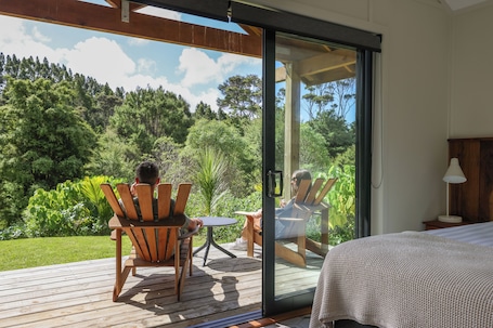 华丽村舍, 花园景观 | 露台. The Hideout