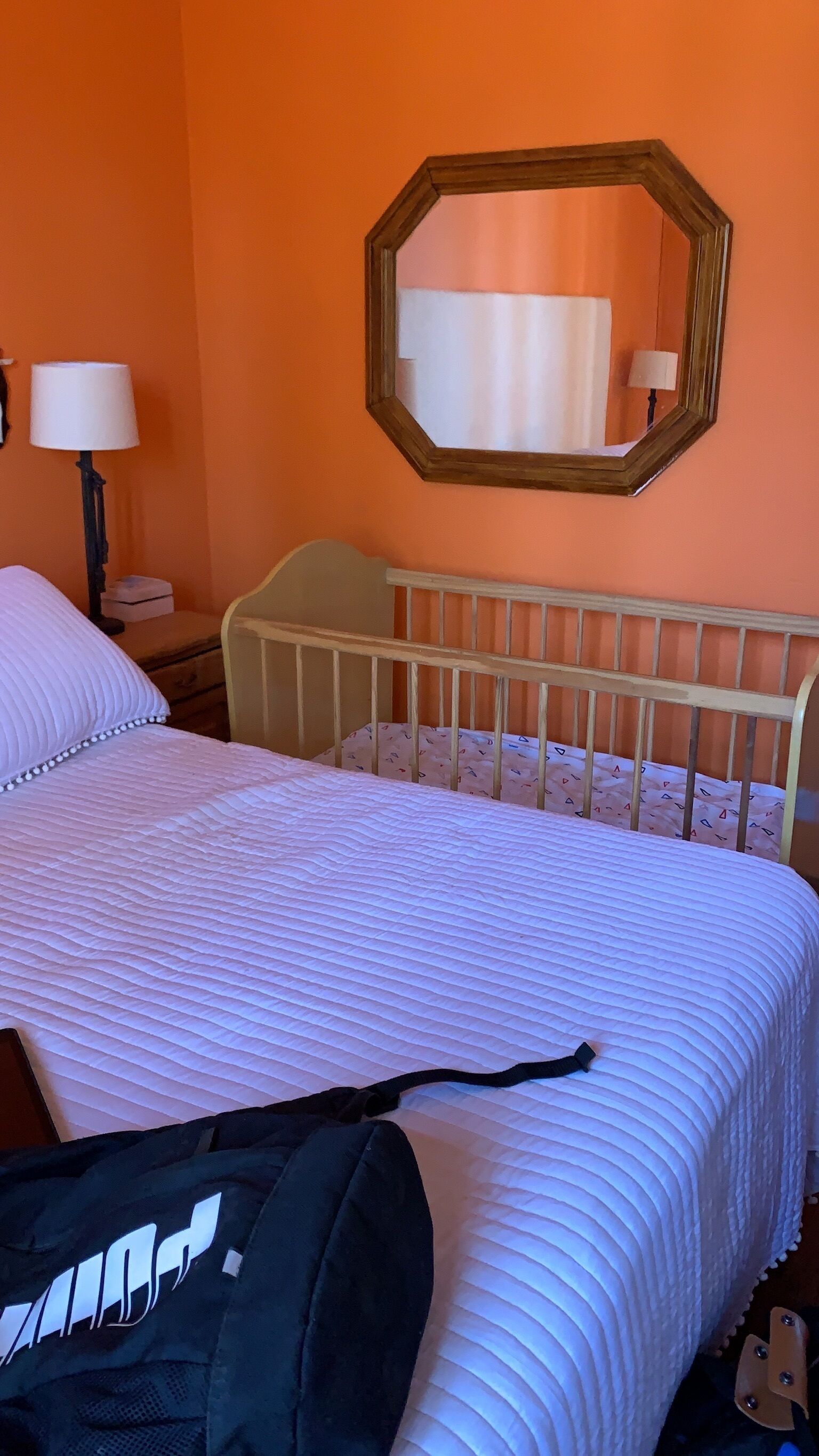 4 chambres, fer et planche à repasser, Wi-Fi, draps fournis