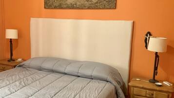 4 chambres, fer et planche Ă repasser, Wi-Fi, draps fournis