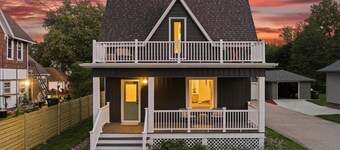 ✨Stylish Home with Fire Pit near Wedding Venues + Lakes ✨