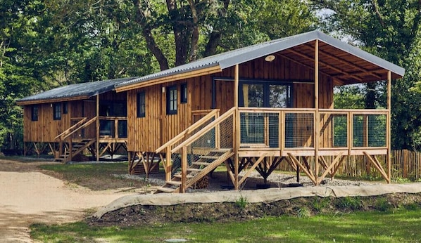 Exterior - Le Jardin Saint Germain Lodges and Events #6 (Plogastel-Saint-Germain)