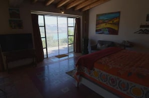 4 bedrooms, iron/ironing board, WiFi, bed sheets - Incredible views and two private pools!
 (Caccamo)