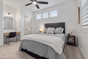 4 bedrooms, desk, iron/ironing board, free WiFi