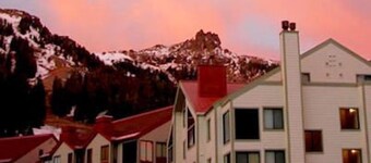 Room with Slopeside Access | Complimentary Wi-Fi
