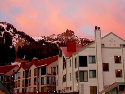Room with Slopeside Access | Complimentary Wi-Fi
