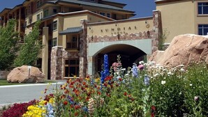 Exterior - Room with Ski-in/Ski-out Access | Rooftop Hot Tub (Park City)