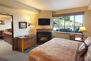 1 bedroom, iron/ironing board, free WiFi, bed sheets - Comfy Suite + Outdoor Hot Tub | Close to the Lifts (Park City)