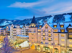 Exterior - Luxury Room + On-site Spa, Nearby Shops & Skating (Vail)