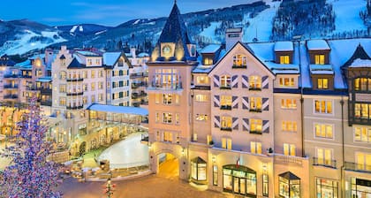 Spacious Luxury Suite | Rooftop Hot Tubs & Pool