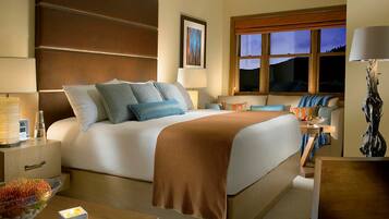 1 slaapkamer, een strijkplank/strijkijzer, gratis wifi, beddengoed