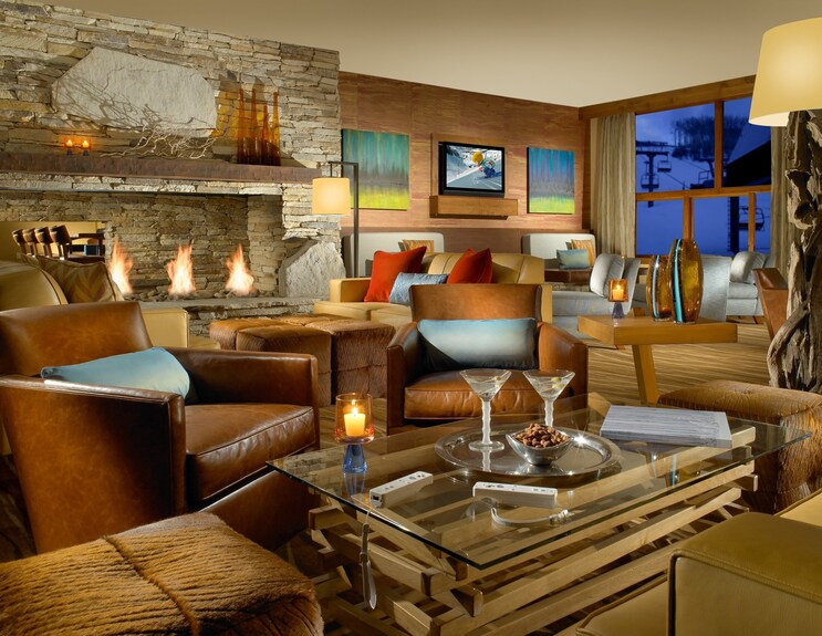 Luxury Suite + Hot Tub Access | Slopeside - Avon, CO