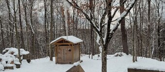 Cozy Mountain Top Cabin: Sauna, Fireplace Kayak & SUPs