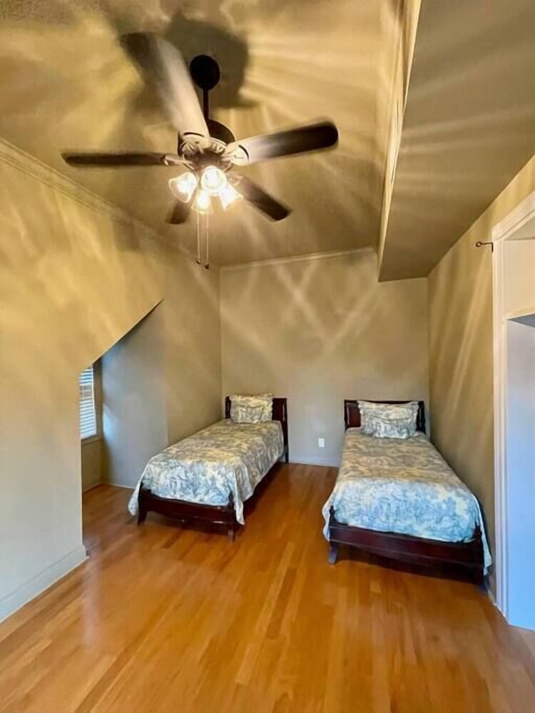 The Old Opera House Breaux Bridge Breaux Bridge Vrbo