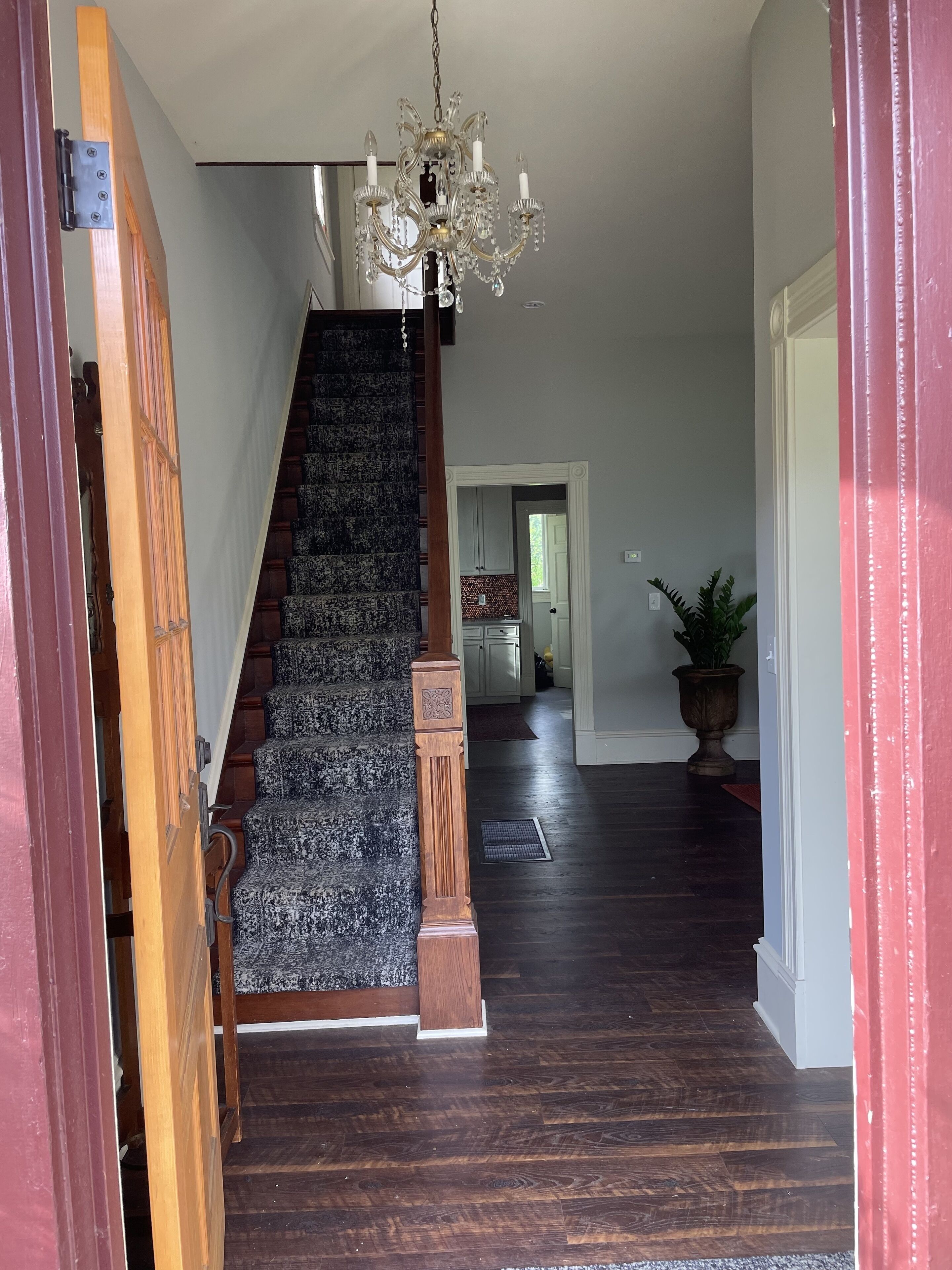 Restored Victorian, 10 minutes to downtown or OHSU