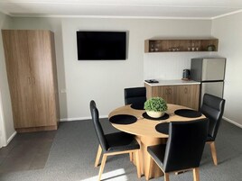 Quarto quádruplo família, 1 quarto | Roupas de cama premium, individualmente mobiliados