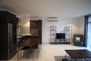 Full-size fridge, microwave, oven, stovetop - Embassy Gardens - One Bed Standard Unit (Accra)