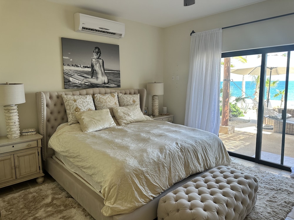 "Tranquil Palms Retreat" La Ribera Vrbo