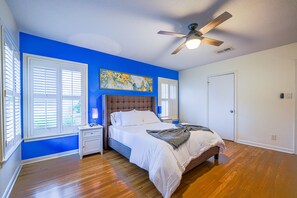 4 bedrooms, iron/ironing board, WiFi, bed sheets - Heal House @ Houston Medical Center (Houston)