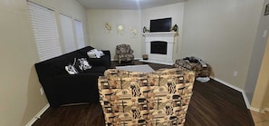 Living area - katy houston
 (Katy)