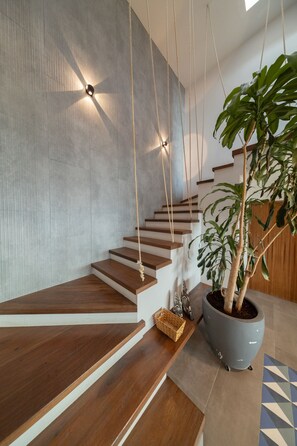 Interior - Beachfront 4BR Home with heated pool (La Paz)