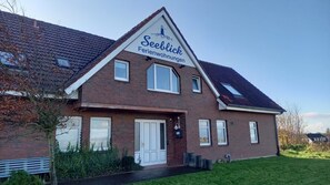 Imagen sin descripción, 2 de 21, botón