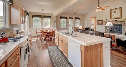 Carson Hill Cottage-Spacious Getaway