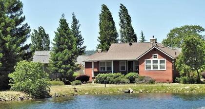 Raspberry Cottage-stunning view of golfcourse