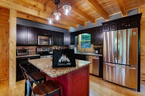 Fridge, microwave, oven, stovetop - Peaceful River Hideaway - Nestled by the river in Coosawattee Resort! (Ellijay)