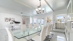 Unclassified image, 5 of 48, button - Ocean View + Poolside Opulence Tennis (Corpus Christi)