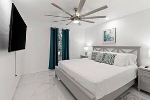 3 habitaciones, escritorio, tabla de planchar con plancha y wifi 