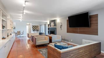 TV, fireplace, offices