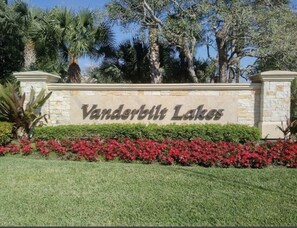 Property grounds - Relax in the lifestyle of true Florida living! Close to beaches and shopping. (Bonita Springs)