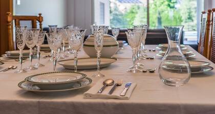 Chalet-Villa con piscina, jardin y Aire Acondicionado