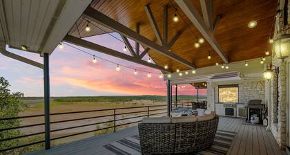Large Group Fave - Huge Patios, BBQ Grill, Views