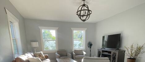 TV connectée, cheminée