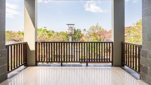One Bedroom Apartment | Terrace/patio