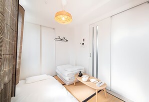 1 bedroom, free WiFi, bed sheets